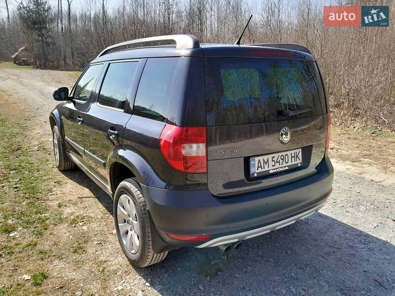 Внедорожник / Кроссовер Skoda Yeti 2012 в Барановке