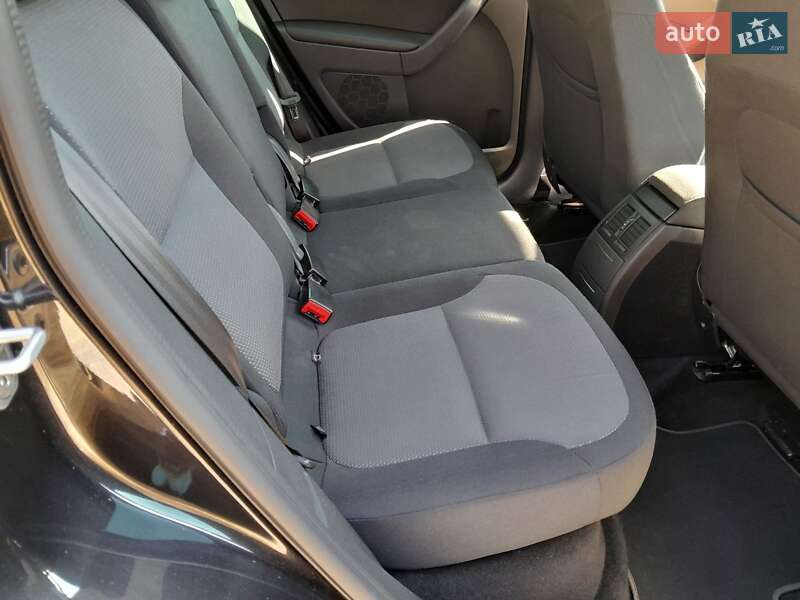 Внедорожник / Кроссовер Skoda Yeti 2012 в Барановке