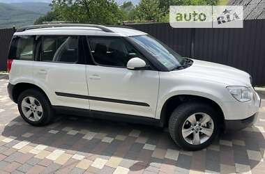 Внедорожник / Кроссовер Skoda Yeti 2011 в Сваляве