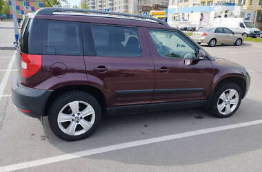 Позашляховик / Кросовер Skoda Yeti 2012 в Вишневому