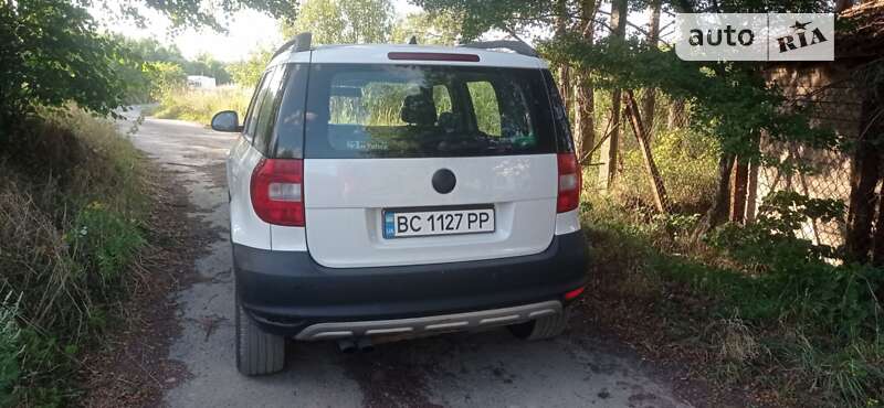 Внедорожник / Кроссовер Skoda Yeti 2013 в Львове фото 4 Внедорожник / Кроссовер Skoda Yeti 2013 в Львове