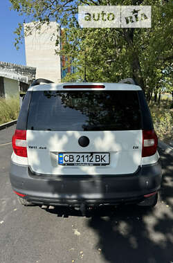 Внедорожник / Кроссовер Skoda Yeti 2012 в Чернигове