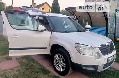 Внедорожник / Кроссовер Skoda Yeti 2010 в 