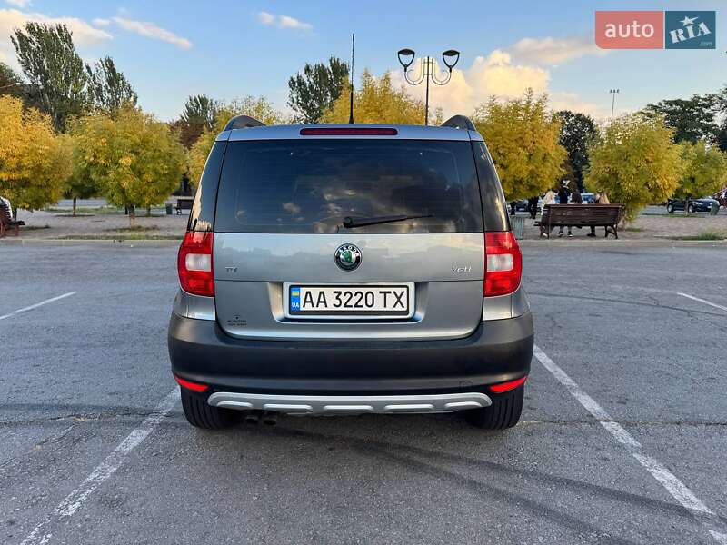 Внедорожник / Кроссовер Skoda Yeti 2009 в Запорожье