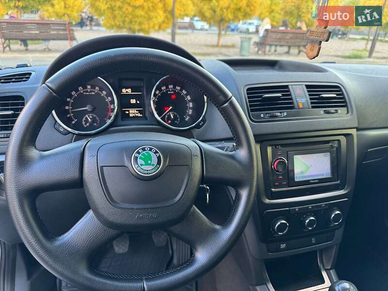 Внедорожник / Кроссовер Skoda Yeti 2009 в Запорожье