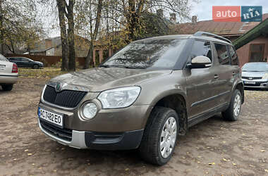 Позашляховик / Кросовер Skoda Yeti 2012 в Луцьку