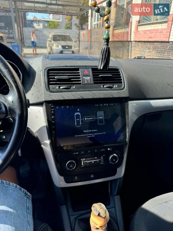 Внедорожник / Кроссовер Skoda Yeti 2012 в Чернигове