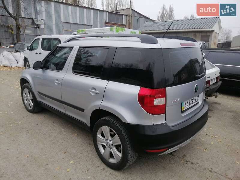 Позашляховик / Кросовер Skoda Yeti 2011 в Кам'янець-Подільському