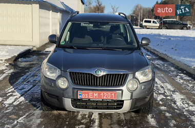 Позашляховик / Кросовер Skoda Yeti 2012 в Радивиліві