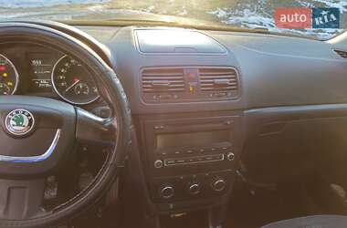 Внедорожник / Кроссовер Skoda Yeti 2013 в 