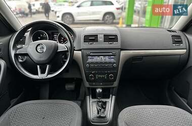 Позашляховик / Кросовер Skoda Yeti 2014 в 