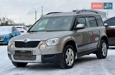 Внедорожник / Кроссовер Skoda Yeti 2013 в Киеве