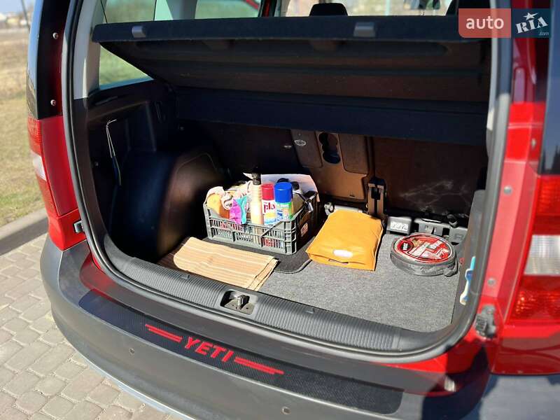 Внедорожник / Кроссовер Skoda Yeti 2010 в Городке