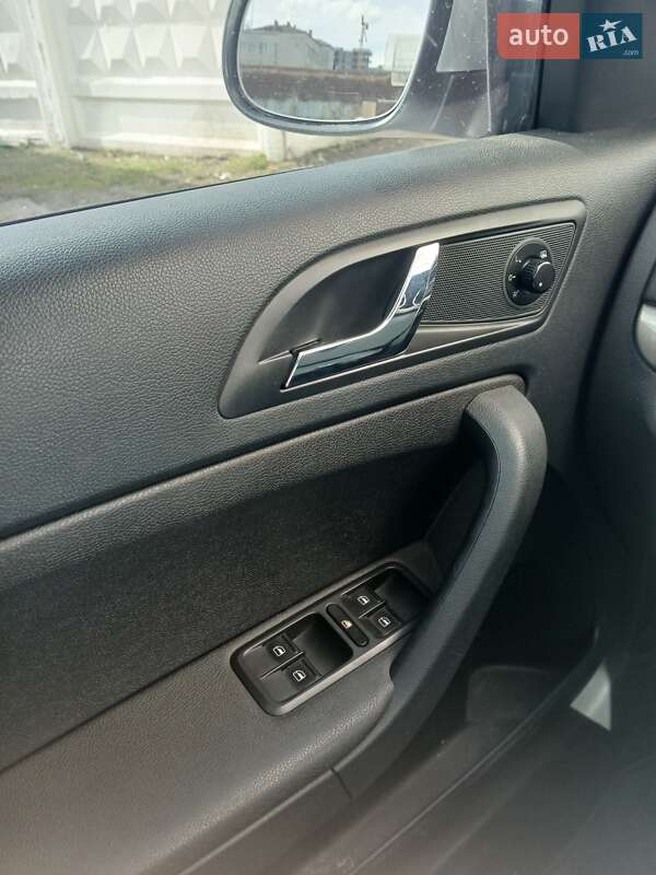 Позашляховик / Кросовер Skoda Yeti 2013 в Вінниці фото 14 Позашляховик / Кросовер Skoda Yeti 2013 в Вінниці