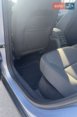 Внедорожник / Кроссовер Skoda Yeti 2012 в 