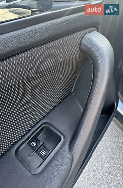 Внедорожник / Кроссовер Skoda Yeti 2012 в 