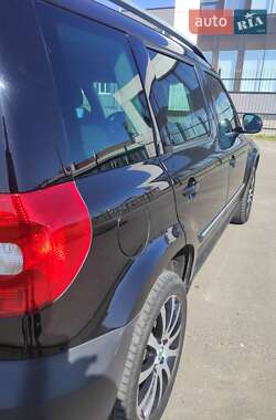 Внедорожник / Кроссовер Skoda Yeti 2012 в 