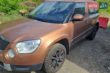 Внедорожник / Кроссовер Skoda Yeti 2014 в Киеве