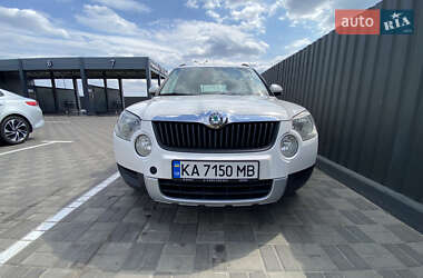Позашляховик / Кросовер Skoda Yeti 2012 в 