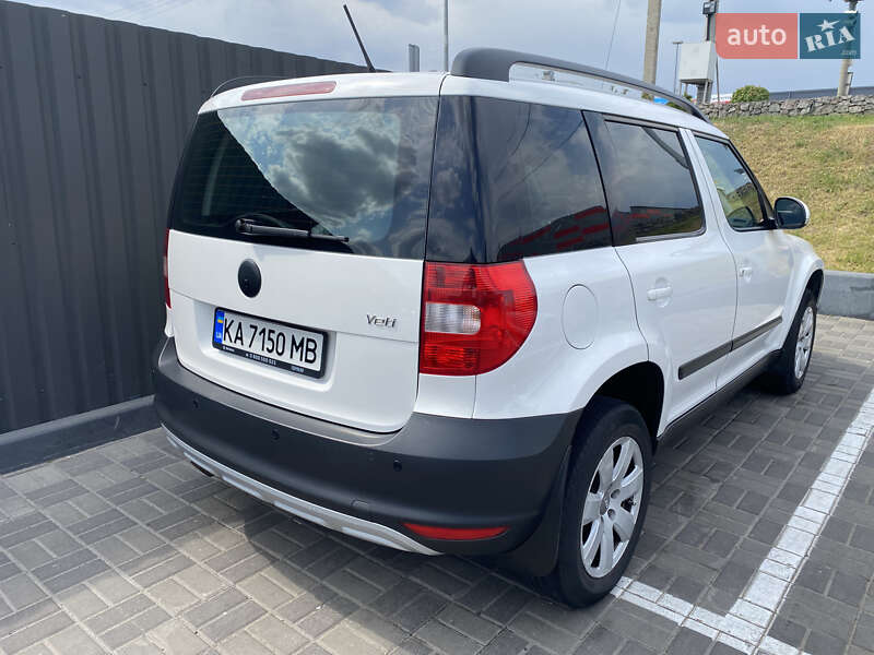 Позашляховик / Кросовер Skoda Yeti 2012 в Києві