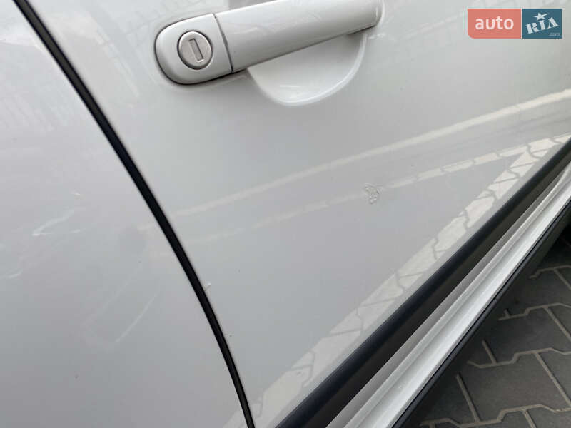 Позашляховик / Кросовер Skoda Yeti 2012 в Києві