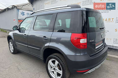 Позашляховик / Кросовер Skoda Yeti 2010 в 
