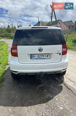 Внедорожник / Кроссовер Skoda Yeti 2011 в 