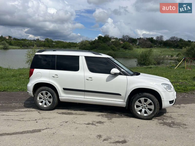 Внедорожник / Кроссовер Skoda Yeti 2011 в Полтаве