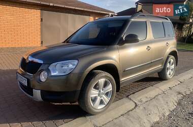 Внедорожник / Кроссовер Skoda Yeti 2013 в Харькове