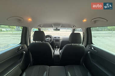 Позашляховик / Кросовер Skoda Yeti 2013 в 