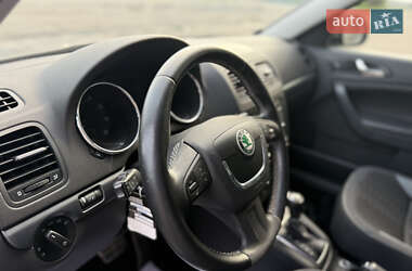 Позашляховик / Кросовер Skoda Yeti 2013 в 