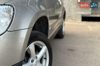 Позашляховик / Кросовер Skoda Yeti 2013 в 