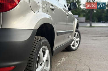 Позашляховик / Кросовер Skoda Yeti 2013 в 