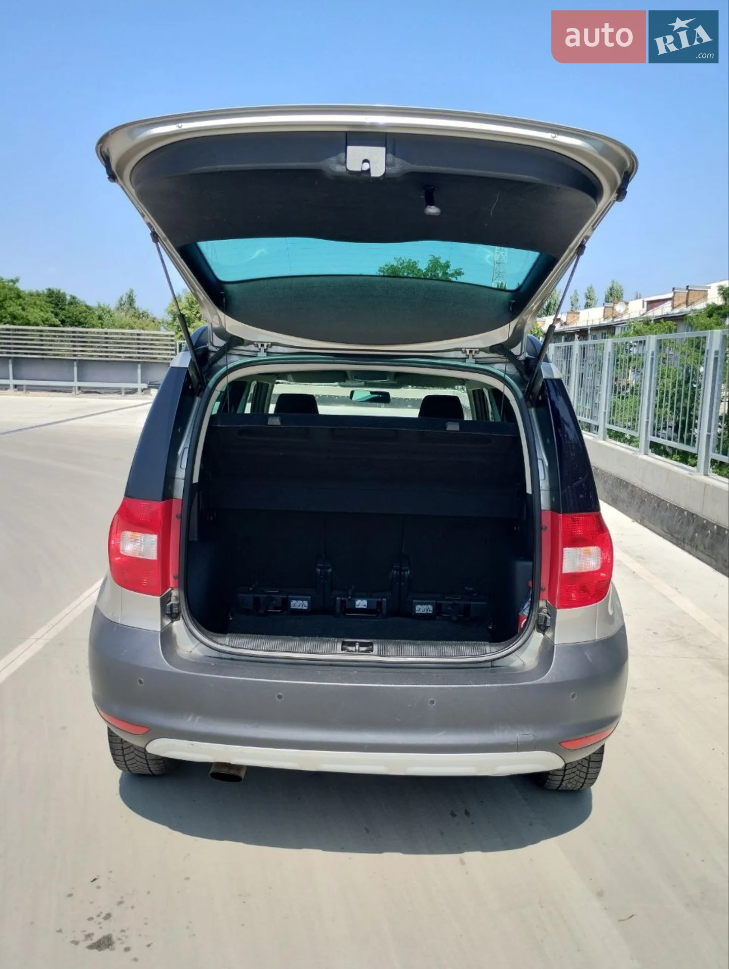 2011 Skoda Yeti - мініатюра 10