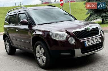 Внедорожник / Кроссовер Skoda Yeti 2010 в Каменском