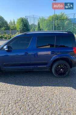 Внедорожник / Кроссовер Skoda Yeti 2011 в 