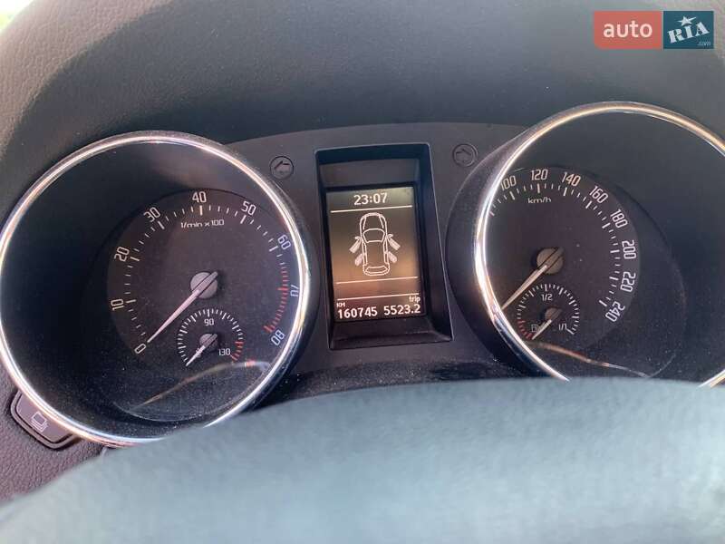 Внедорожник / Кроссовер Skoda Yeti 2011 в Львове фото 19 Внедорожник / Кроссовер Skoda Yeti 2011 в Львове