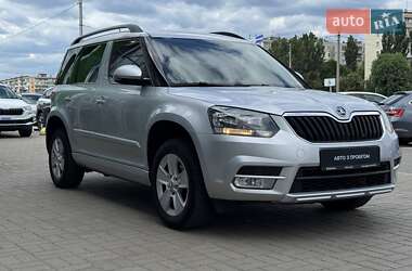 Внедорожник / Кроссовер Skoda Yeti 2014 в 