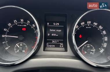 Внедорожник / Кроссовер Skoda Yeti 2014 в 