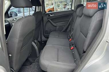 Внедорожник / Кроссовер Skoda Yeti 2014 в 