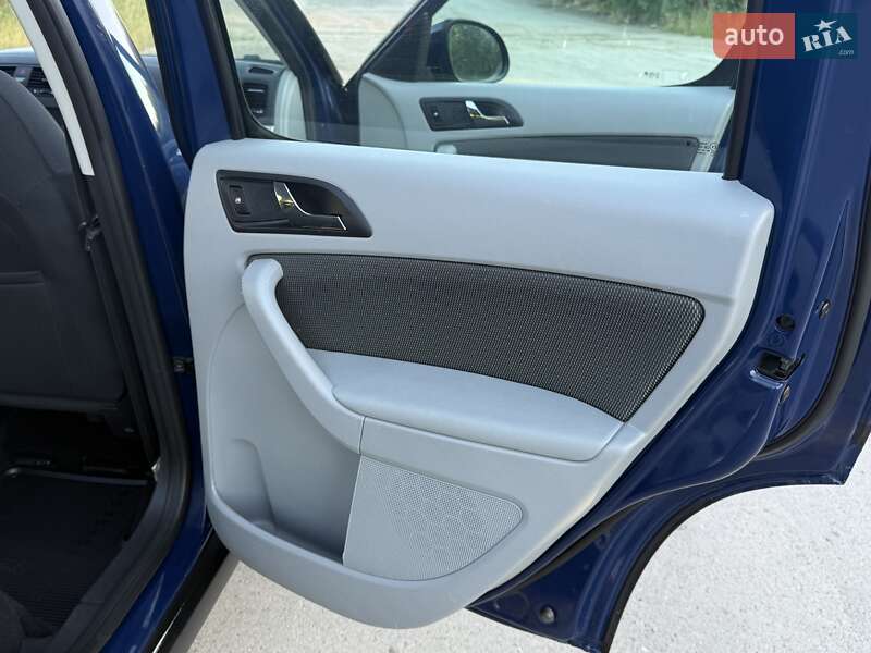 Внедорожник / Кроссовер Skoda Yeti 2011 в Трускавце