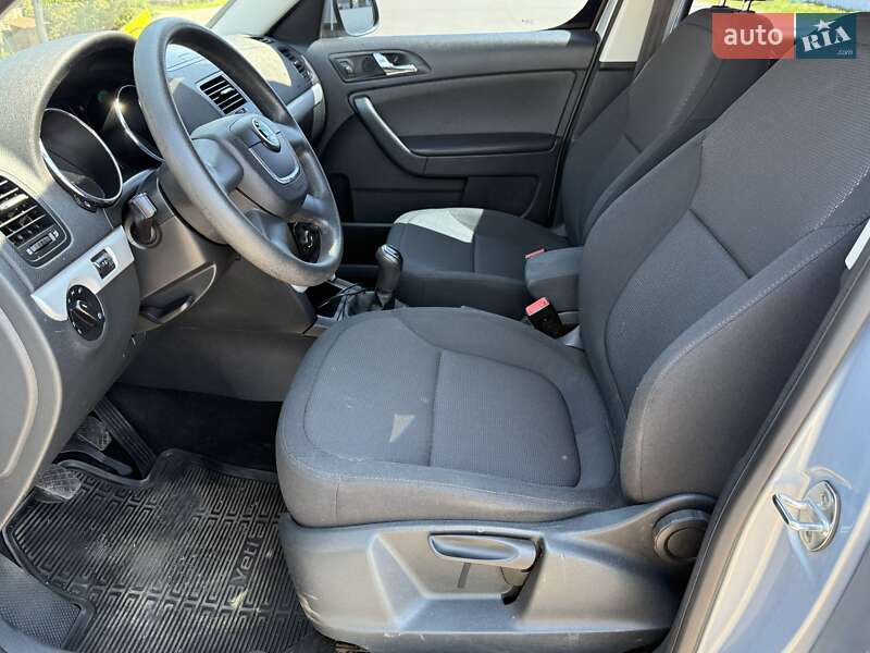 Внедорожник / Кроссовер Skoda Yeti 2012 в Киеве
