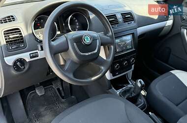 Внедорожник / Кроссовер Skoda Yeti 2012 в 