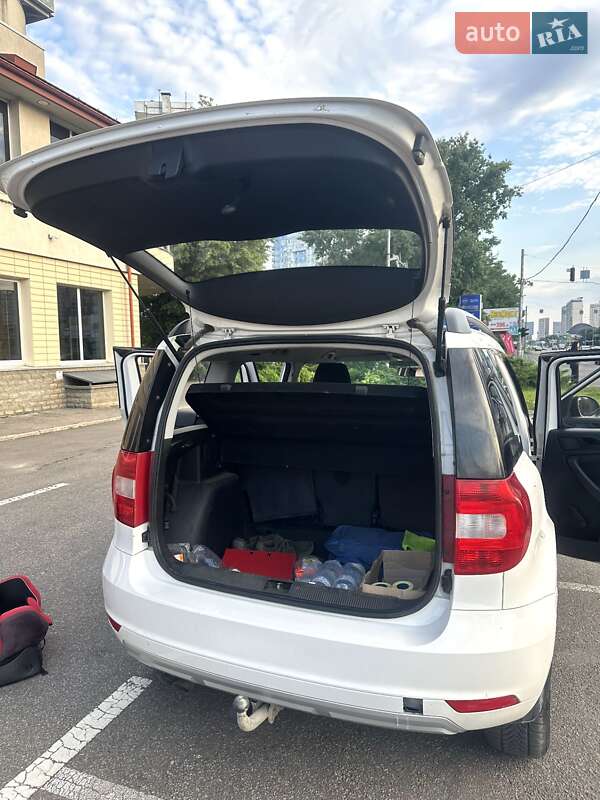 Внедорожник / Кроссовер Skoda Yeti 2015 в Броварах