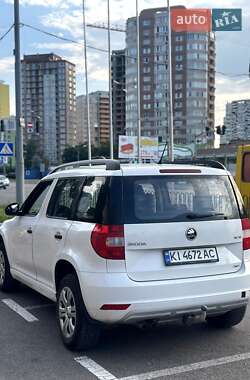 Внедорожник / Кроссовер Skoda Yeti 2015 в 