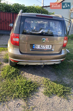 Внедорожник / Кроссовер Skoda Yeti 2013 в 