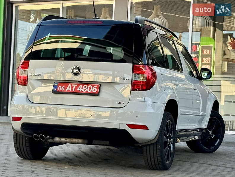 Внедорожник / Кроссовер Skoda Yeti 2015 в Житомире