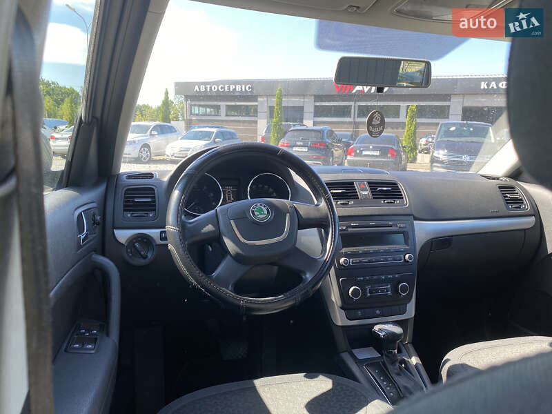 Позашляховик / Кросовер Skoda Yeti 2012 в Львові