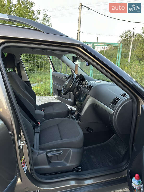 Внедорожник / Кроссовер Skoda Yeti 2011 в Житомире