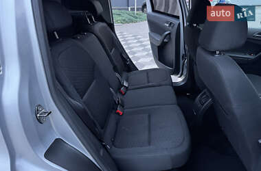 Внедорожник / Кроссовер Skoda Yeti 2010 в 